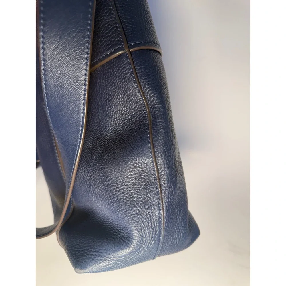 Tory Burch Block T Pebbled‎ Hobo Bag Royal Navy Blue 44700 With Dust Bag